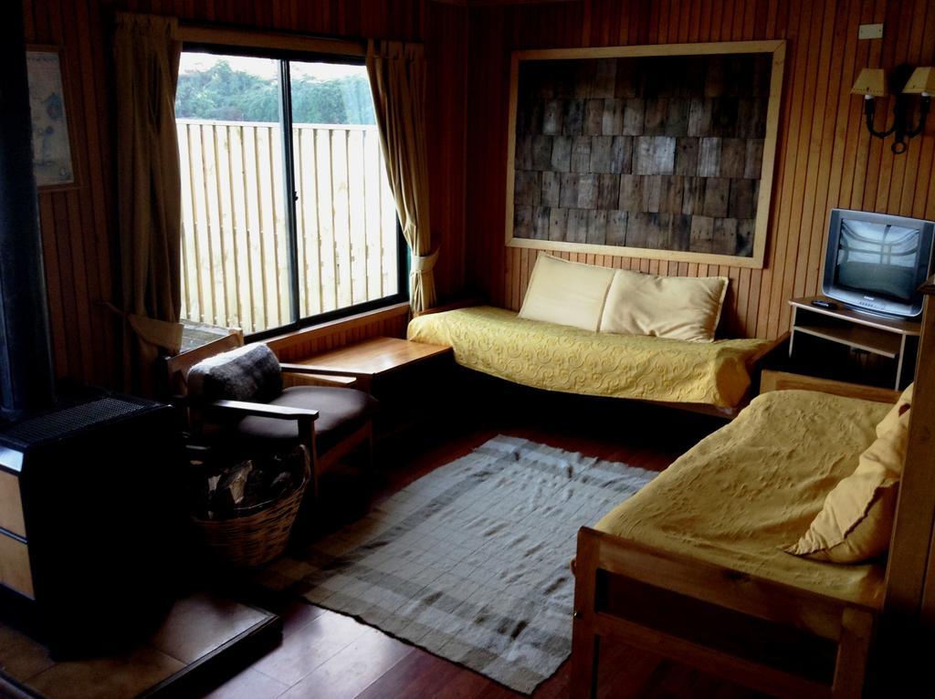 Cabanas Palafitos Los Pescadores Кастро Екстериор снимка