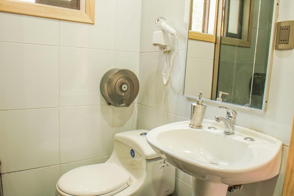 Cabanas Palafitos Los Pescadores Кастро Екстериор снимка